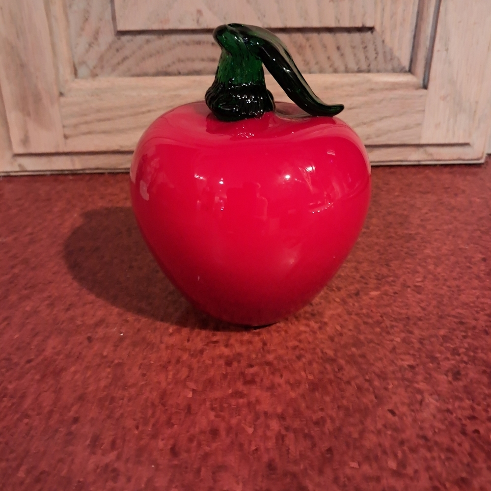 Murano glass apple